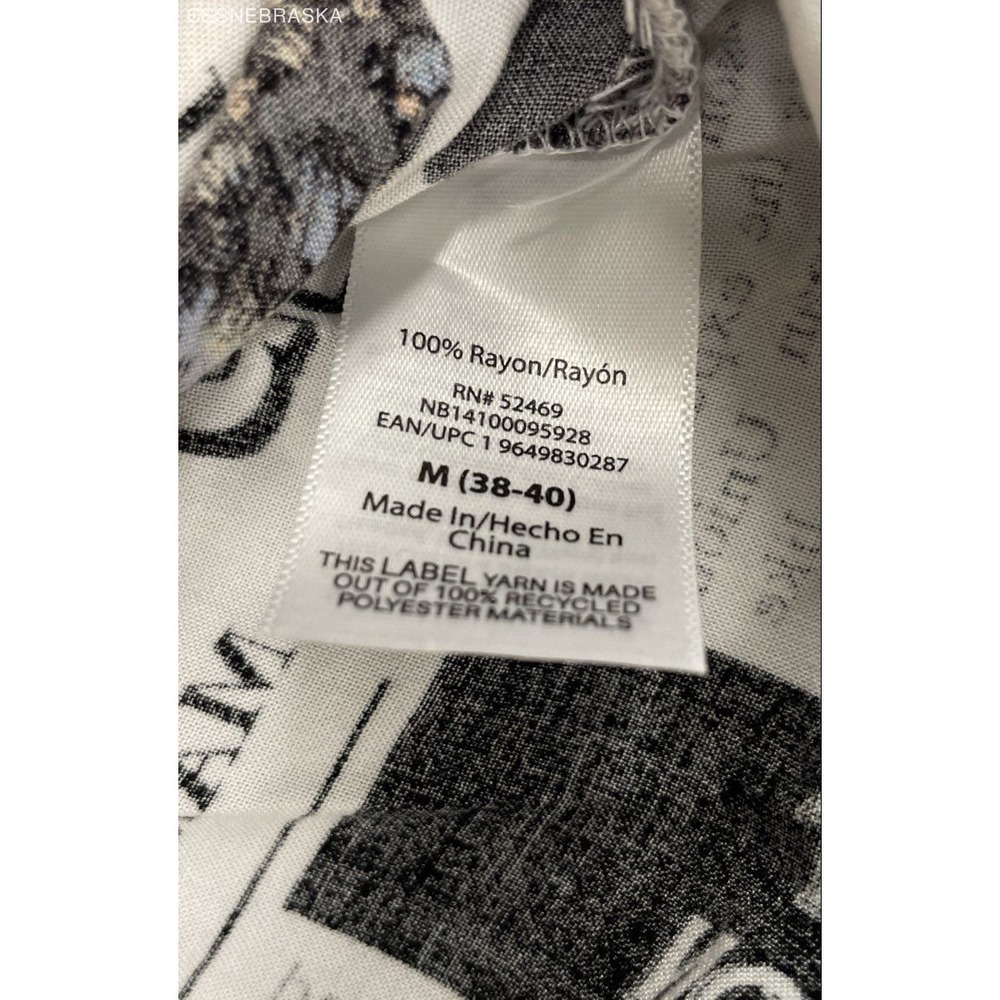 No Boundaries Men's Newspaper Print Rayon Button Down Shirt Palm Tree Car Sz M - Picture 3 of 10